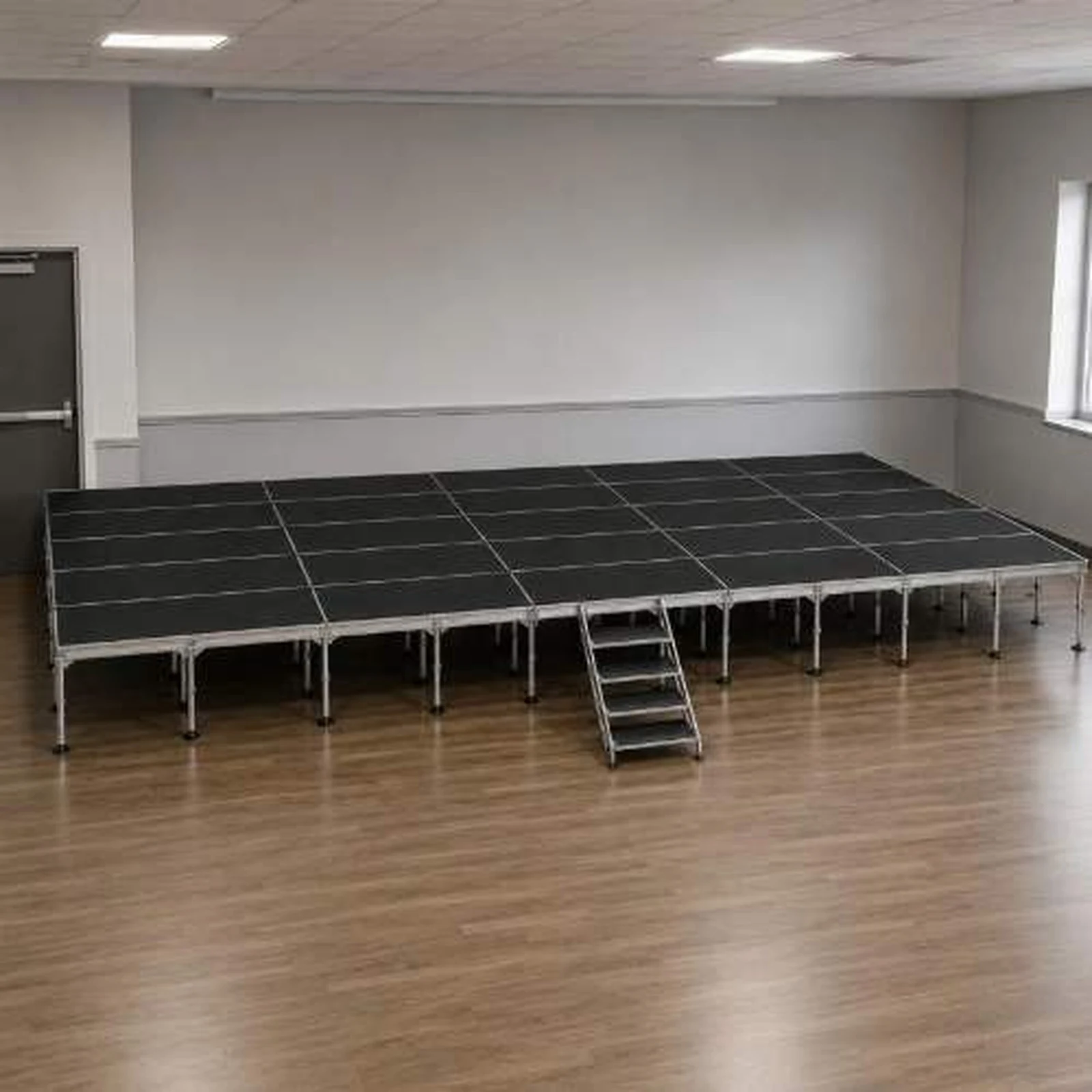 Vista 11 de Set Escenario 10x5 Metros con Escalera Optux