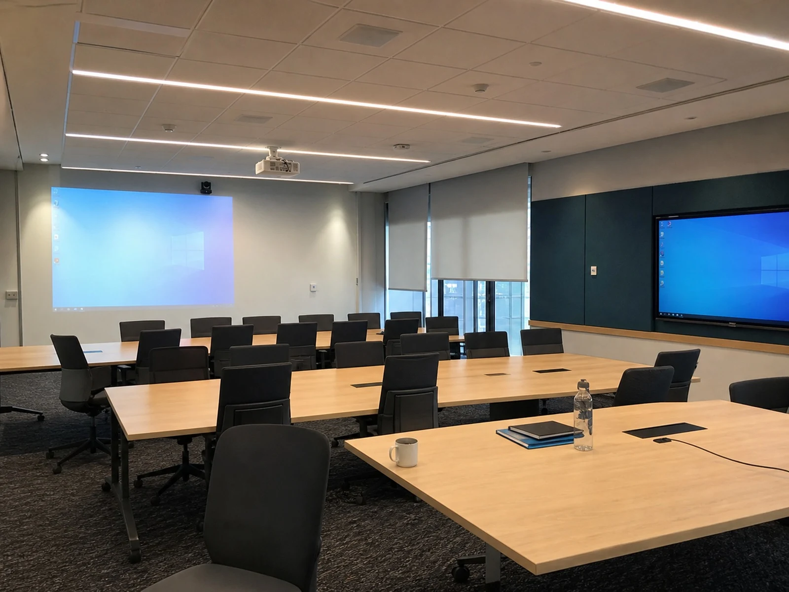 Vista 23 de Sala Ejecutiva SE-40 Dante Pro